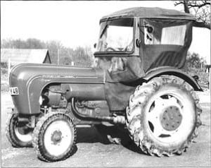 Porsche Traktor Super N 308 mit Verdeck und Heizung